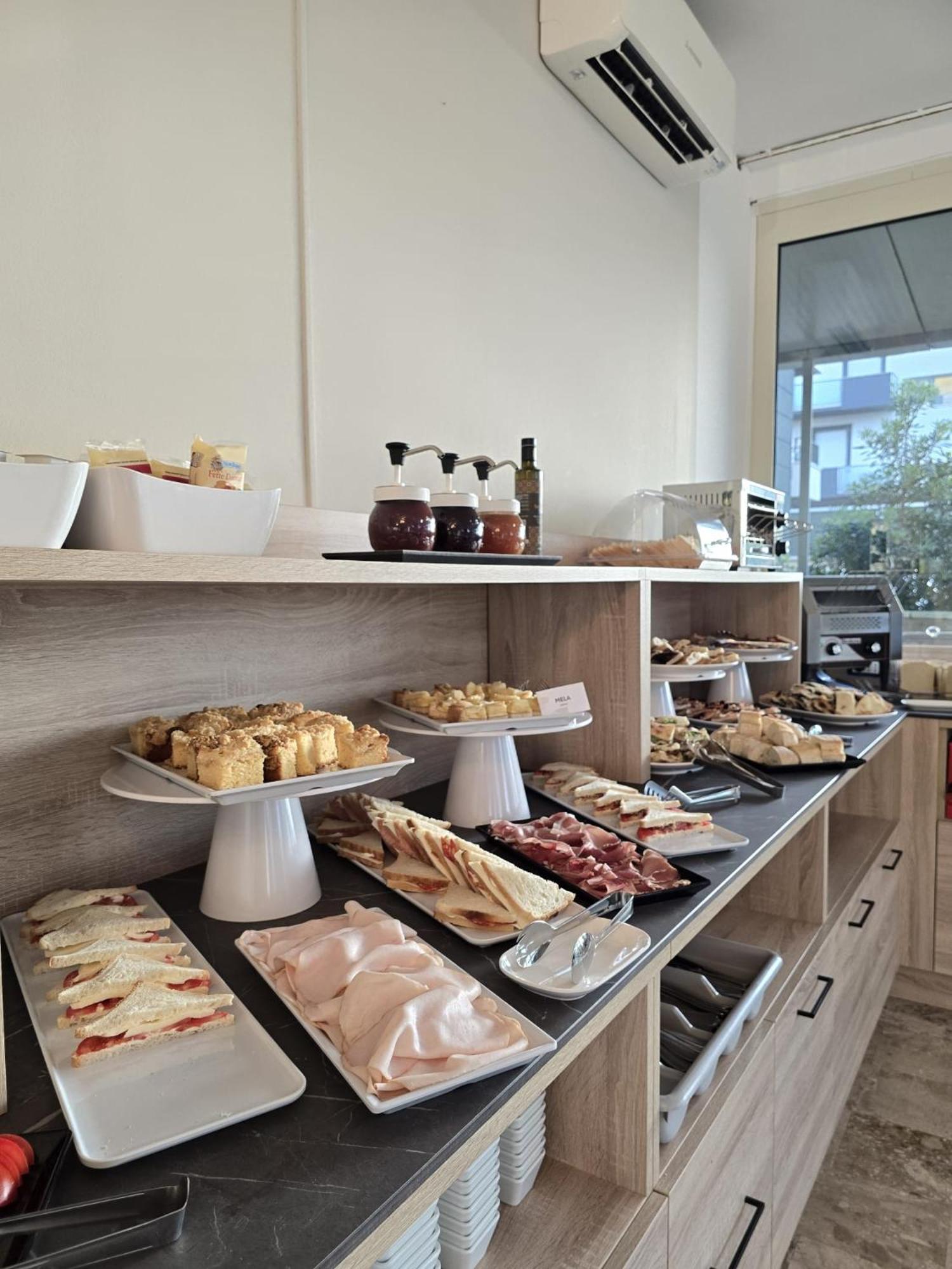 Hotel Helios Beach 밀라노마리티마 외부 사진